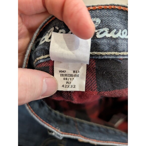 Eddie Bauer Jeans Mens 42x32 Blue Relaxed Fit Straight Leg Flannel Lined Denim - Picture 4 of 16